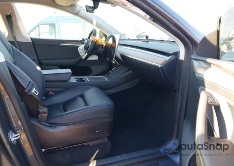 2022 Tesla Model Y Performance Dual Motor All-Wheel Drive из США, поврежденный, VIN 7SAYGDEF4NF552924